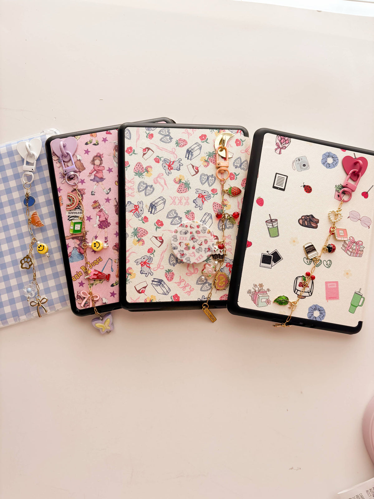 Soft Girl Kindle Charm